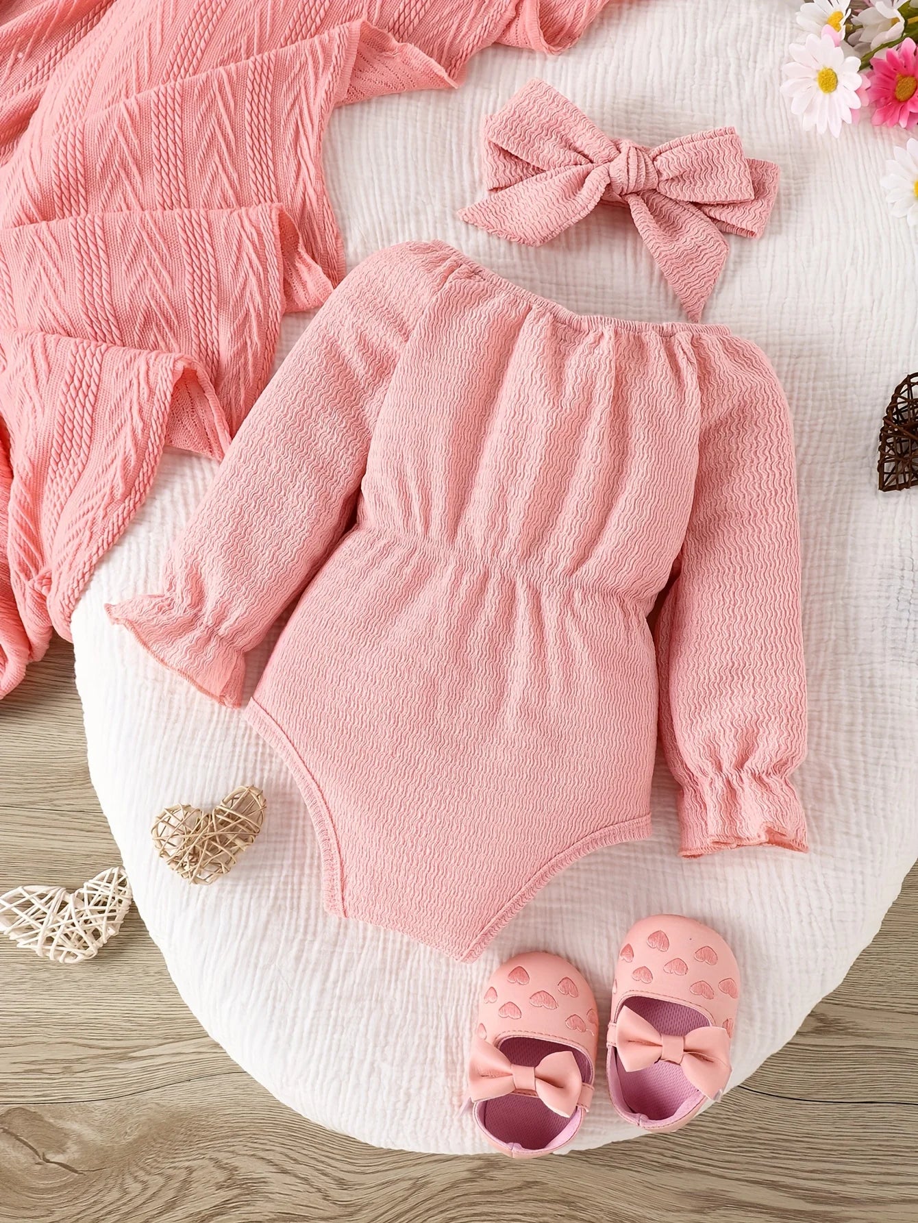 2pieces-Baby Spring and Autumn Cute Fashion Sweet Foreign Style Bow Pink Long Sleeve Onesie + Kerchief Baby Two-piece Set